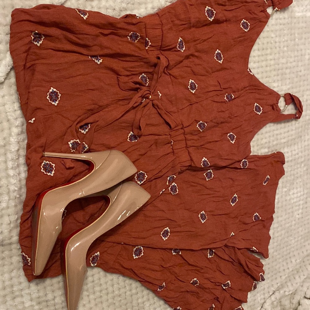 Cute Flirty Romper! *Shoes NOT included